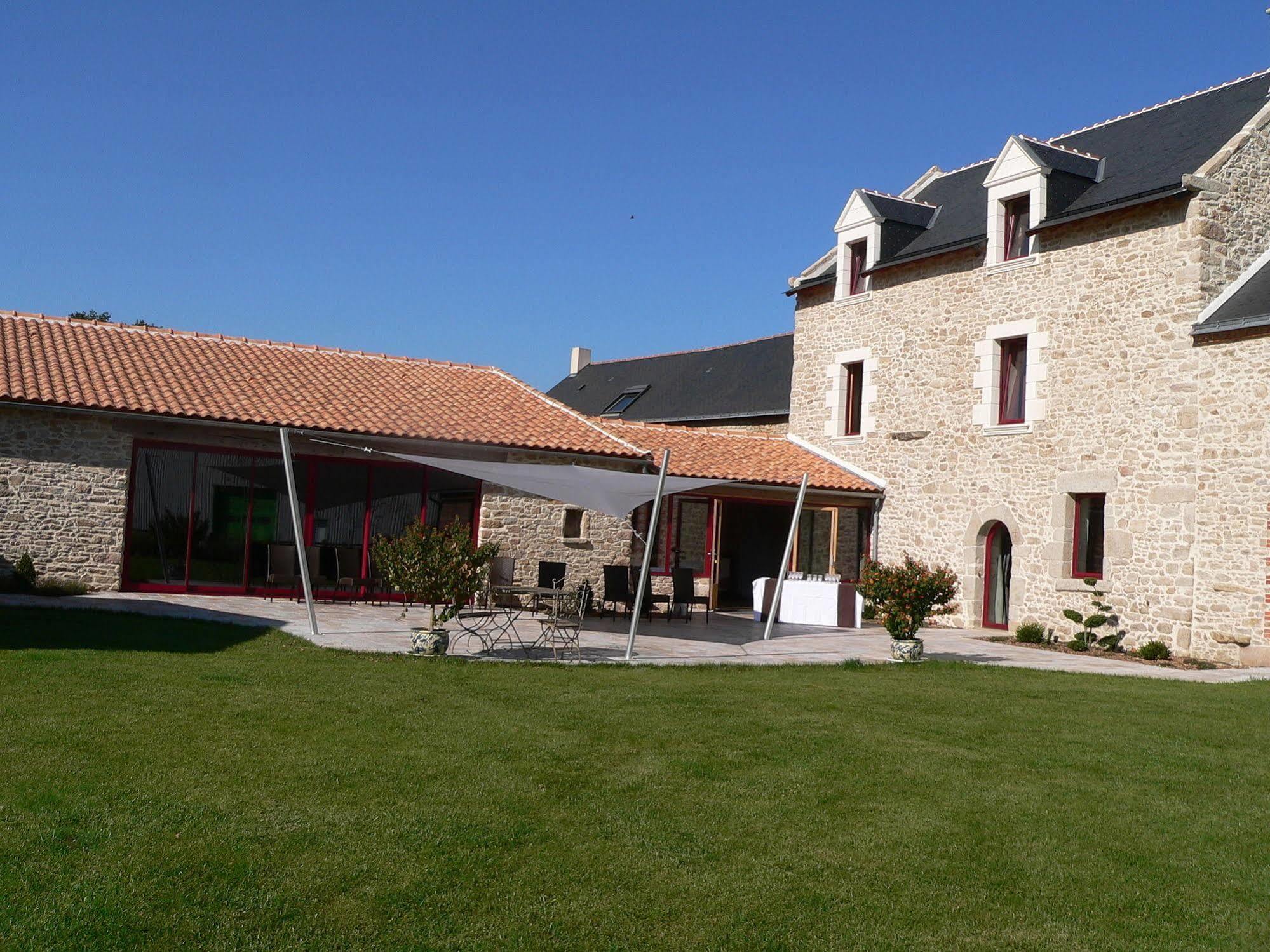 Le Manoir Du Pas Jahan Couëron Exterior foto